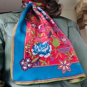 Albert Nipon 100% silk scarf